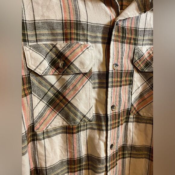 Like New Wrangler Men's Plaid Long SleeveFlannel Shirt size L - Picture 6 of 8